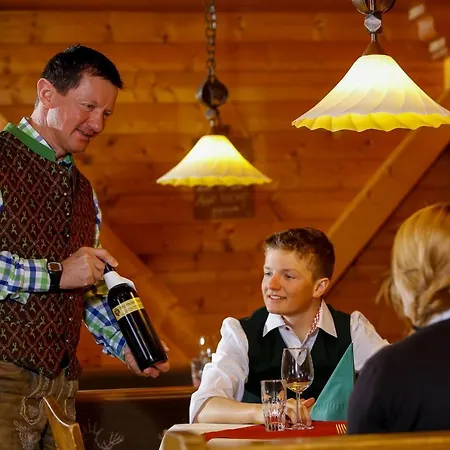 Edelweiss Отель